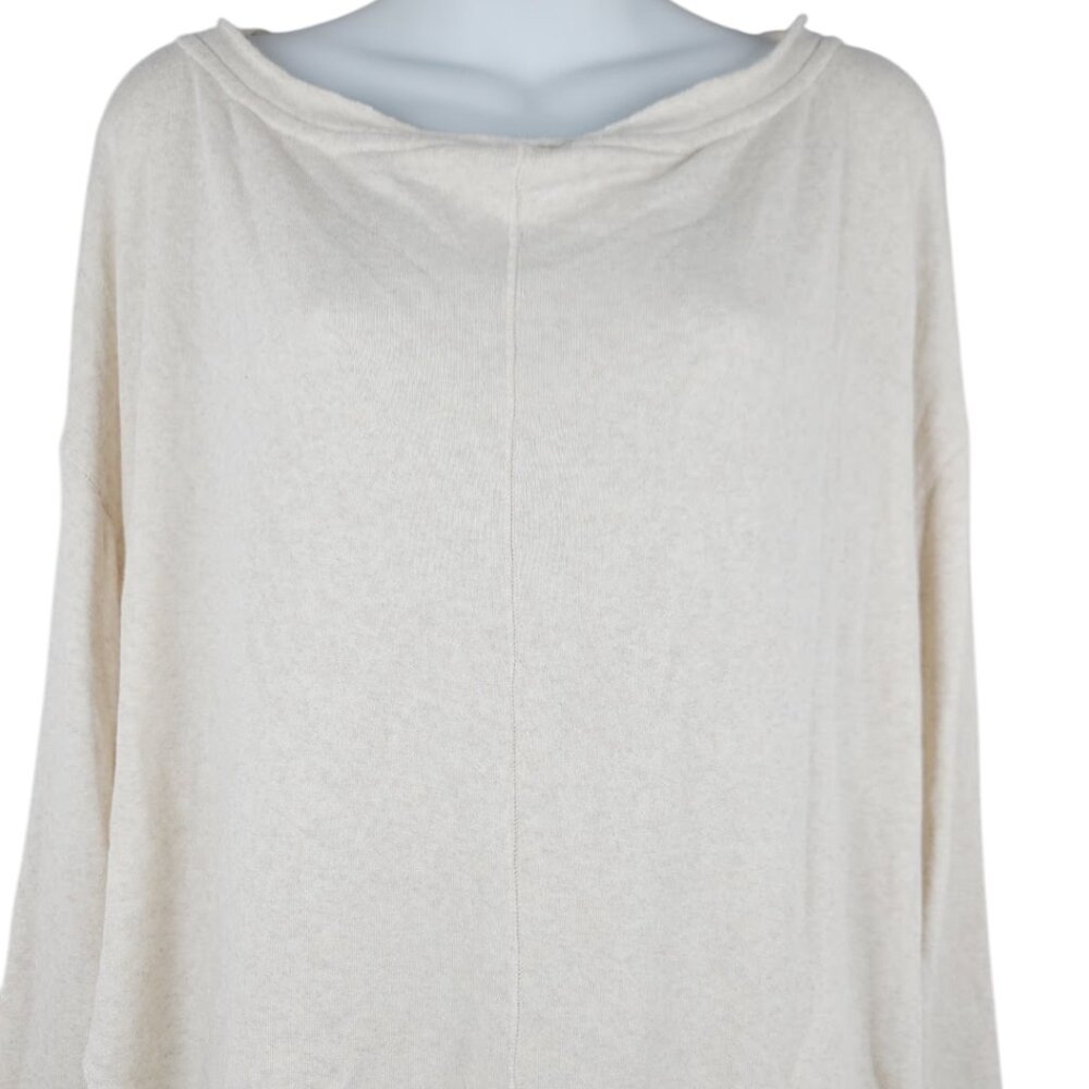Free People Women's Cream Super Soft Ragged Edge Pullover Oversized Sweater Sz M